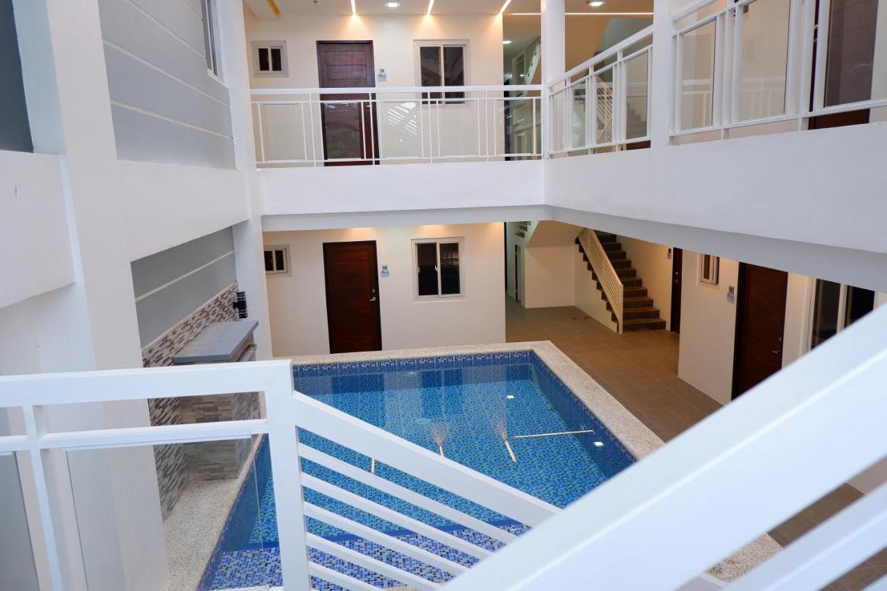 Cozy Entire Condo Unit With Pool Access Angeles Esterno foto